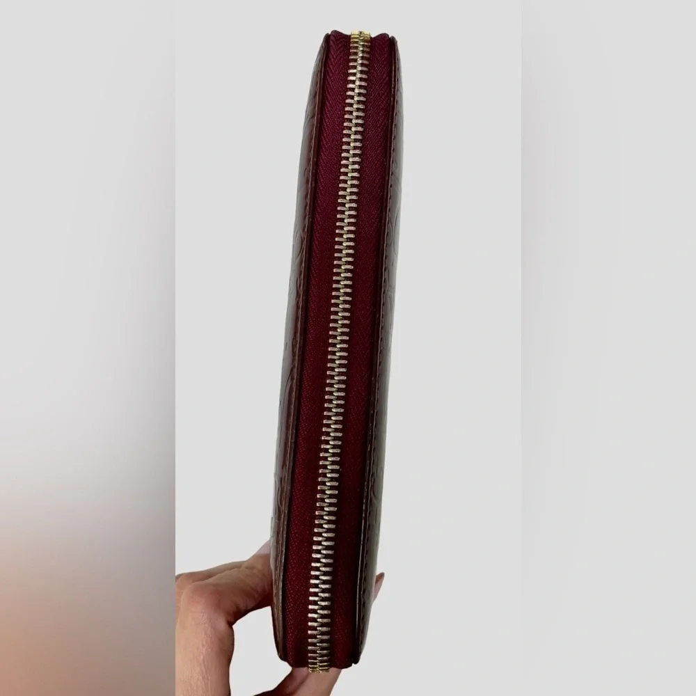 DIOR | Vintage Trotter Print Patent Leather Long Zip Wallet in Bordeaux/Lavender